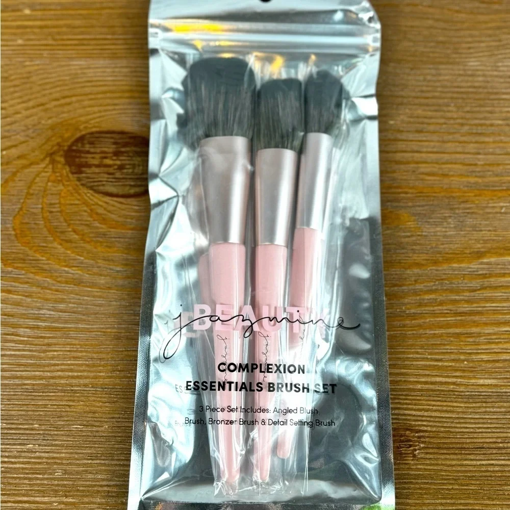 Complexion Essentials 3-piece Brush Set by Jazmine Beauty